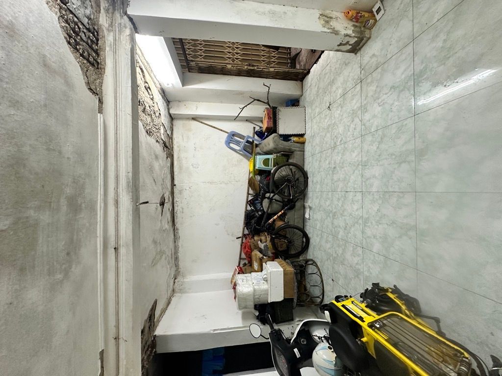 Bán nhà Cát Linh - diện tích 36,5m2 2 tầng - vị trí HOT Đống Đa - giá 6,3 tỷ