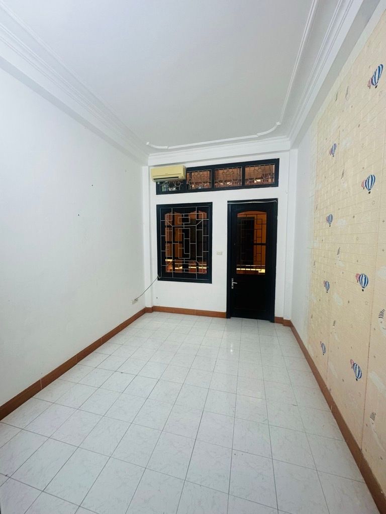 Bán nhà Bùi Xương Trạch - diện tích 35.5m2 4 tầng - Phân lô cán bộ công an - giá 7,9 tỷ