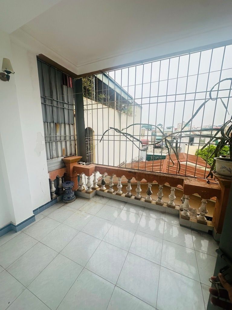 Bán nhà Bùi Xương Trạch - diện tích 35.5m2 4 tầng - Phân lô cán bộ công an - giá 7,9 tỷ