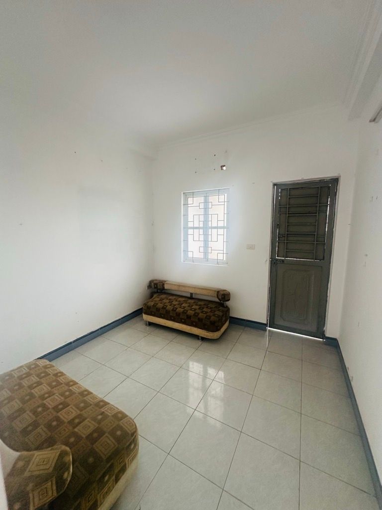 Bán nhà Bùi Xương Trạch - diện tích 35.5m2 4 tầng - Phân lô cán bộ công an - giá 7,9 tỷ