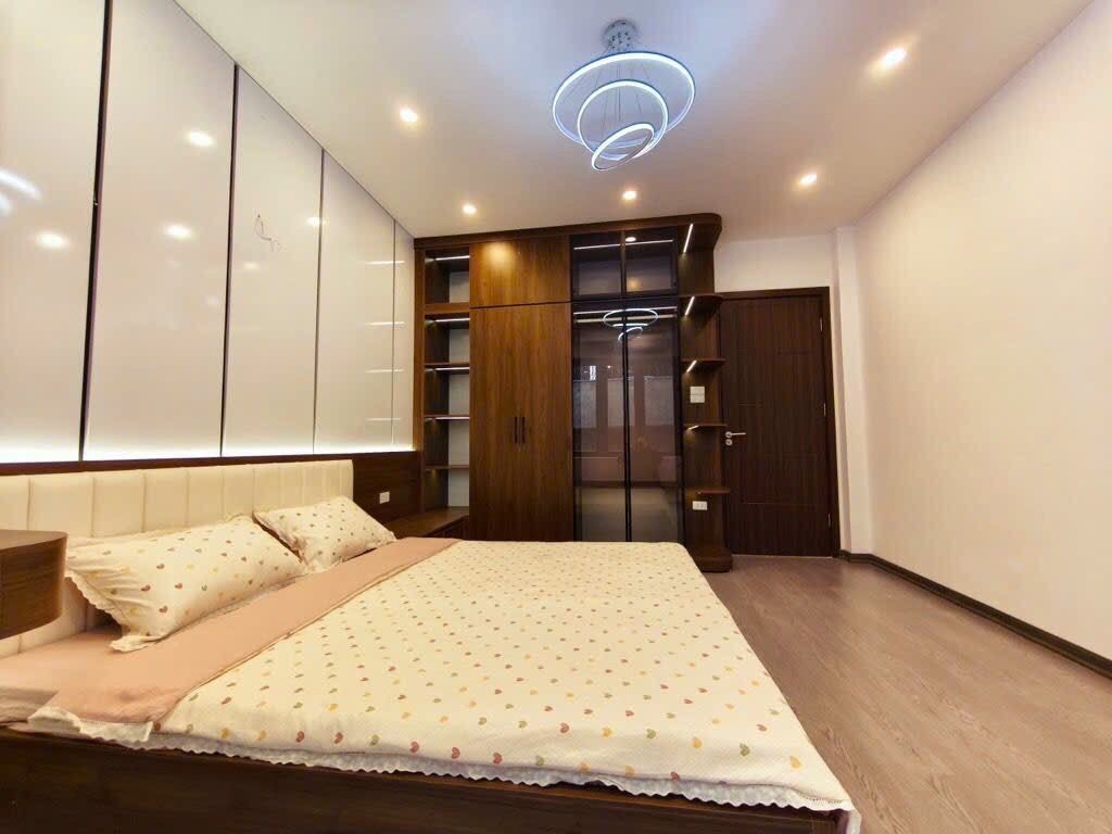 Bán nhà Trần Đại Nghĩa - diện tích 30m2 5 tầng - Nhà mới đẹp, vị trí đẹp - giá 9 tỷ