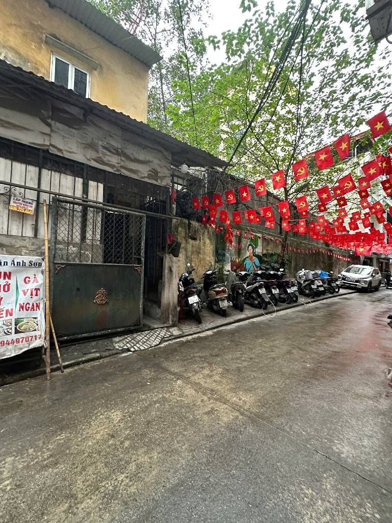 Bán nhà Vân Hồ - diện tích 31,2m2 2 tầng - ô tô tránh - giá 12,9 tỷ