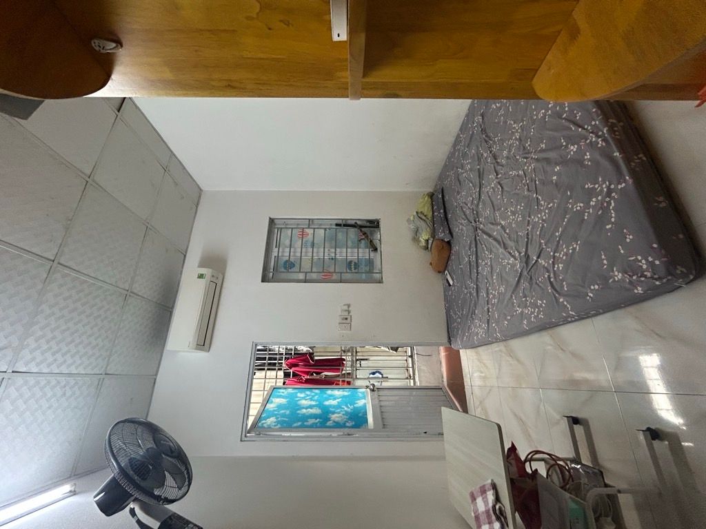 Bán nhà Đông Thiên - diện tích 30m2 2 tầng - NGÕ THÔNG - giá 3,15 tỷ