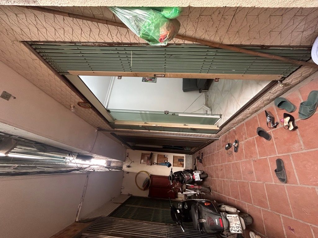 Bán nhà Đông Thiên - diện tích 30m2 2 tầng - NGÕ THÔNG - giá 3,15 tỷ