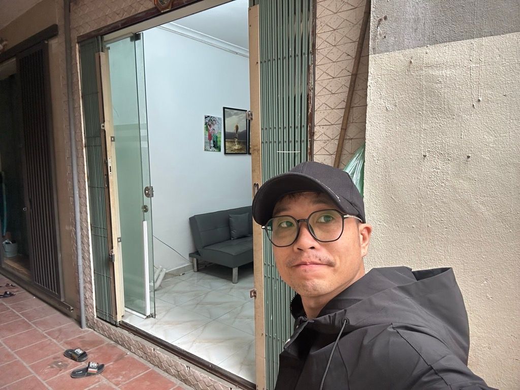 Bán nhà Đông Thiên - diện tích 30m2 2 tầng - NGÕ THÔNG - giá 3,15 tỷ