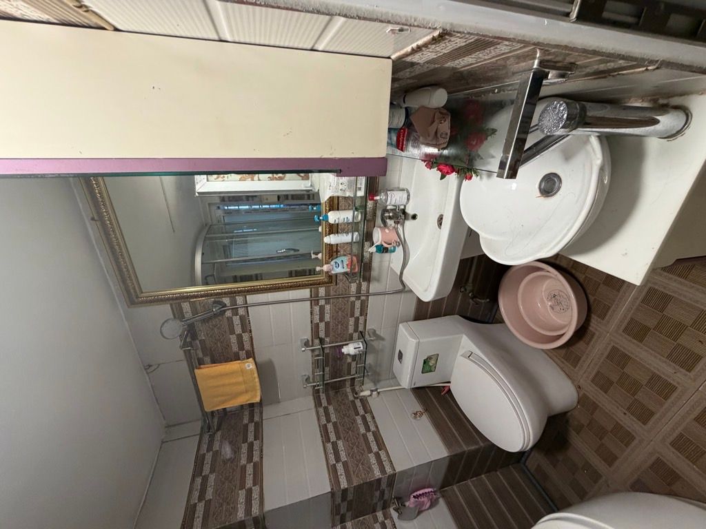 Bán nhà Đê Trần Khát Chân - diện tích 53m2 8 tầng - Thang máy - giá 15,5 tỷ