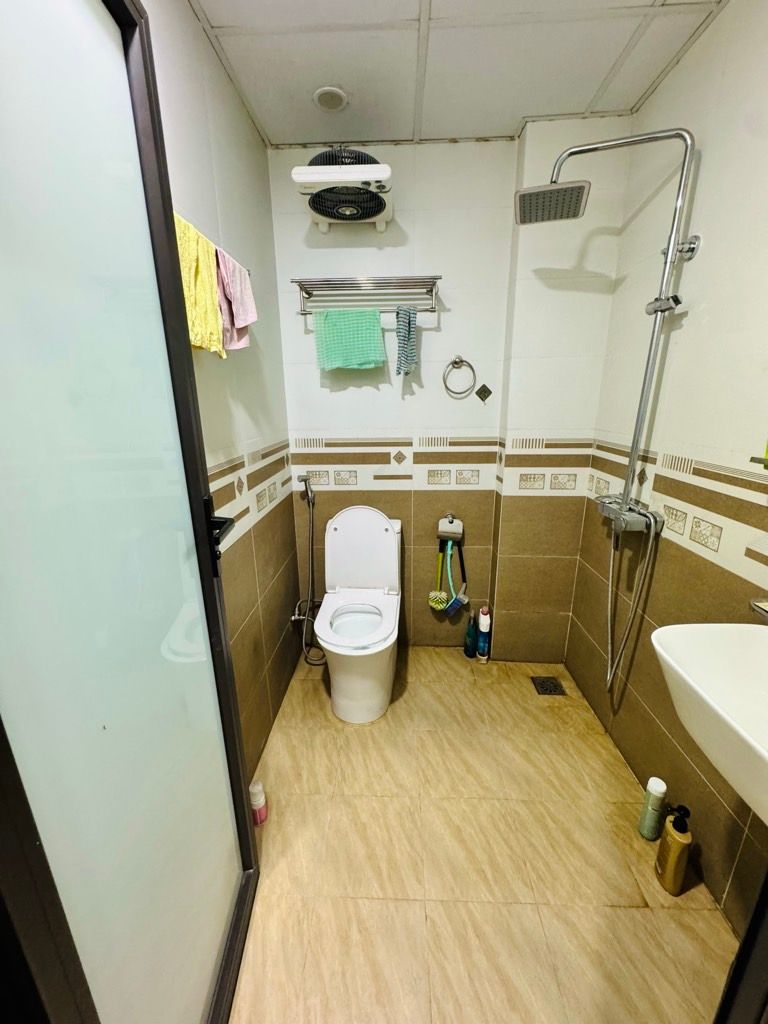 Bán nhà Đại Từ - diện tích 33m2 3 tầng - Ô tô su cóc tận cửa - giá 3,6 tỷ