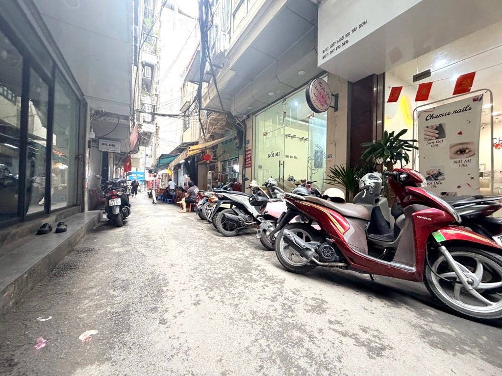 Bán nhà Tây Sơn - diện tích 52m2 5 tầng - Lõi Đống Đa - giá 18,9 tỷ