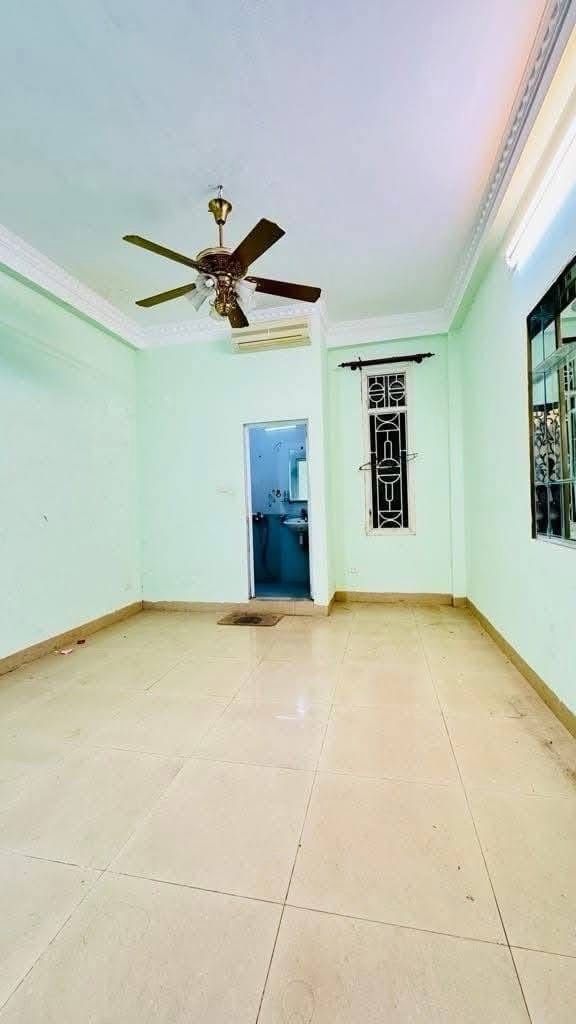 Bán nhà Tây Sơn - diện tích 52m2 5 tầng - Lõi Đống Đa - giá 18,9 tỷ