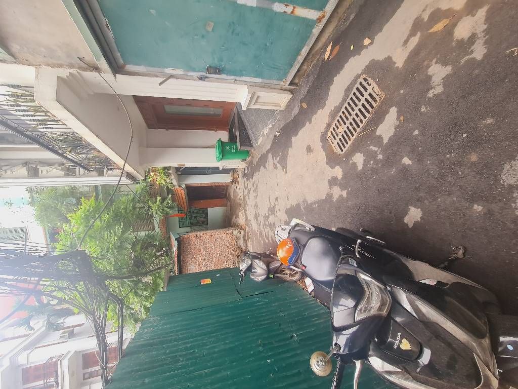 Bán nhà Văn Miếu - diện tích 70m2 1 tầng - ô tô đỗ cửa - giá 22,5 triệu