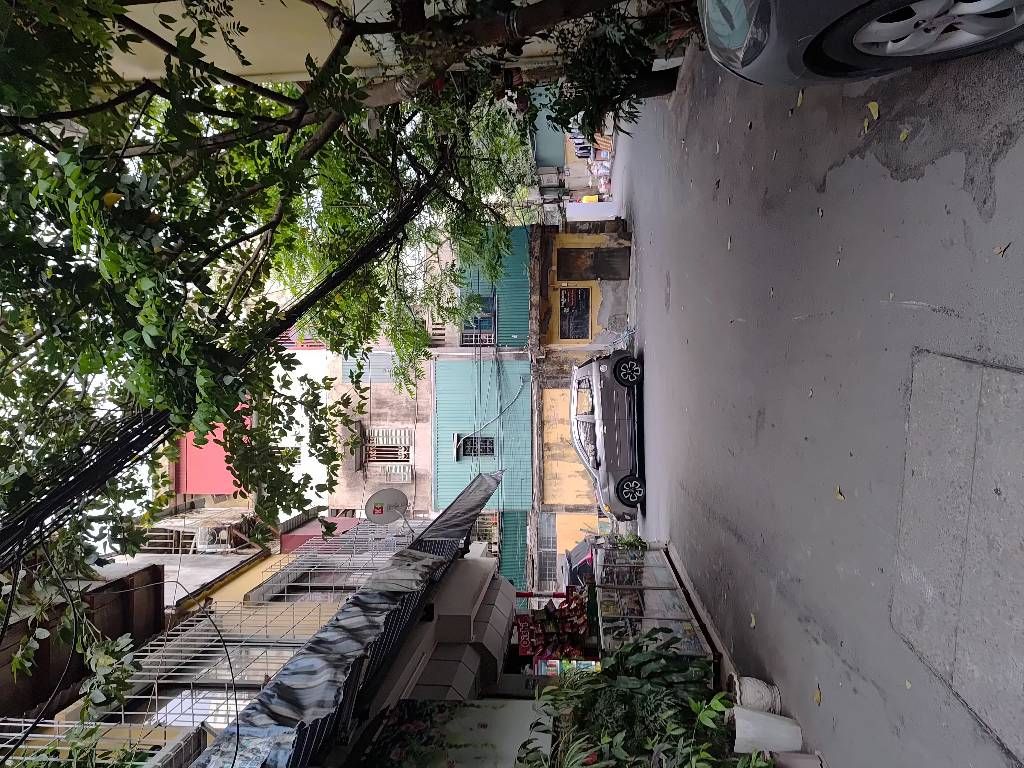 Bán nhà Nguyễn Chí Thanh - diện tích 70m2 1 tầng - ô tô đỗ cửa - giá 8,6 tỷ