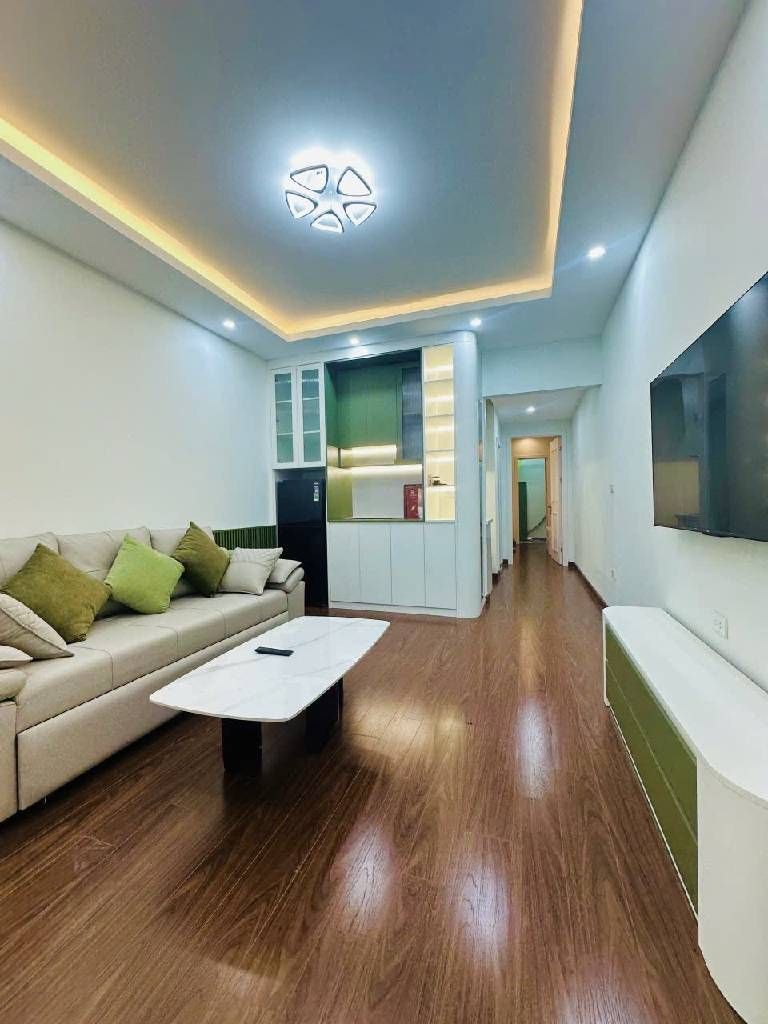 Bán nhà Đặng Tiến Đông - diện tích 34,3m2 3 tầng - Căn hộ đẹp như chung cư - giá 5,4 tỷ