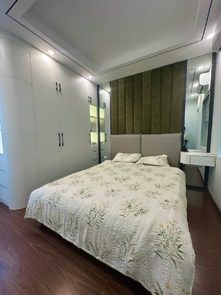 Bán nhà Đặng Tiến Đông - diện tích 34,3m2 3 tầng - Căn hộ đẹp như chung cư - giá 5,4 tỷ