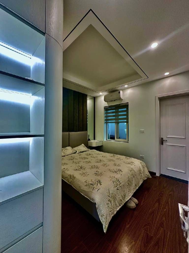 Bán nhà Đặng Tiến Đông - diện tích 34,3m2 3 tầng - Căn hộ đẹp như chung cư - giá 5,4 tỷ