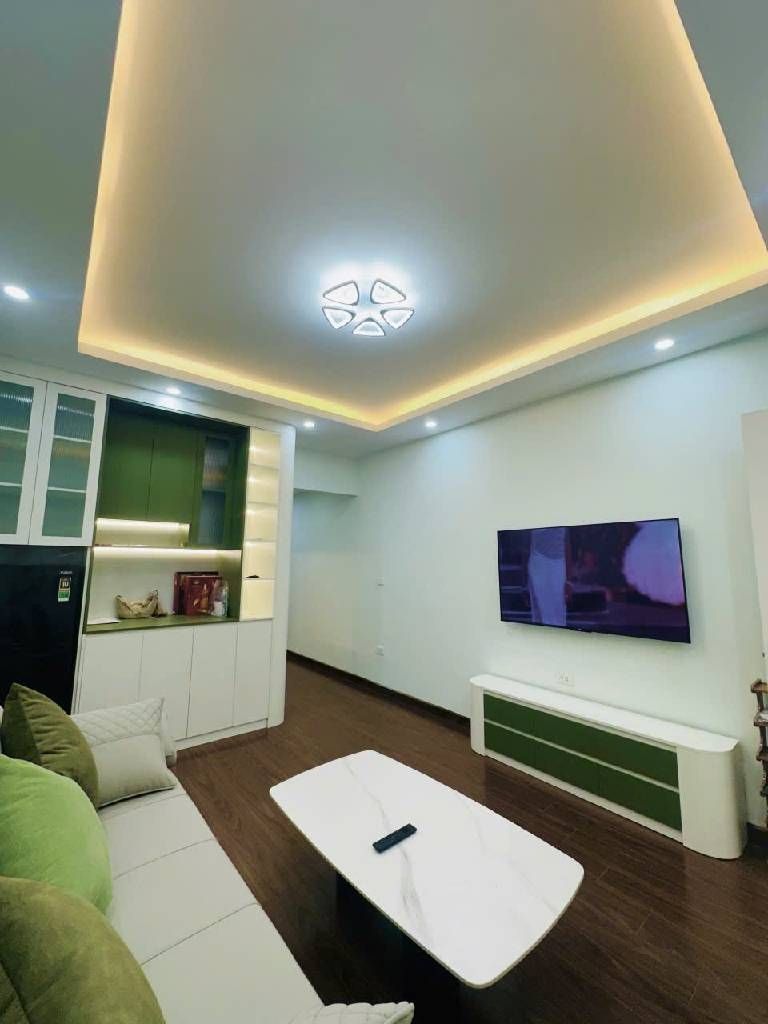 Bán nhà Đặng Tiến Đông - diện tích 34,3m2 3 tầng - Căn hộ đẹp như chung cư - giá 5,4 tỷ