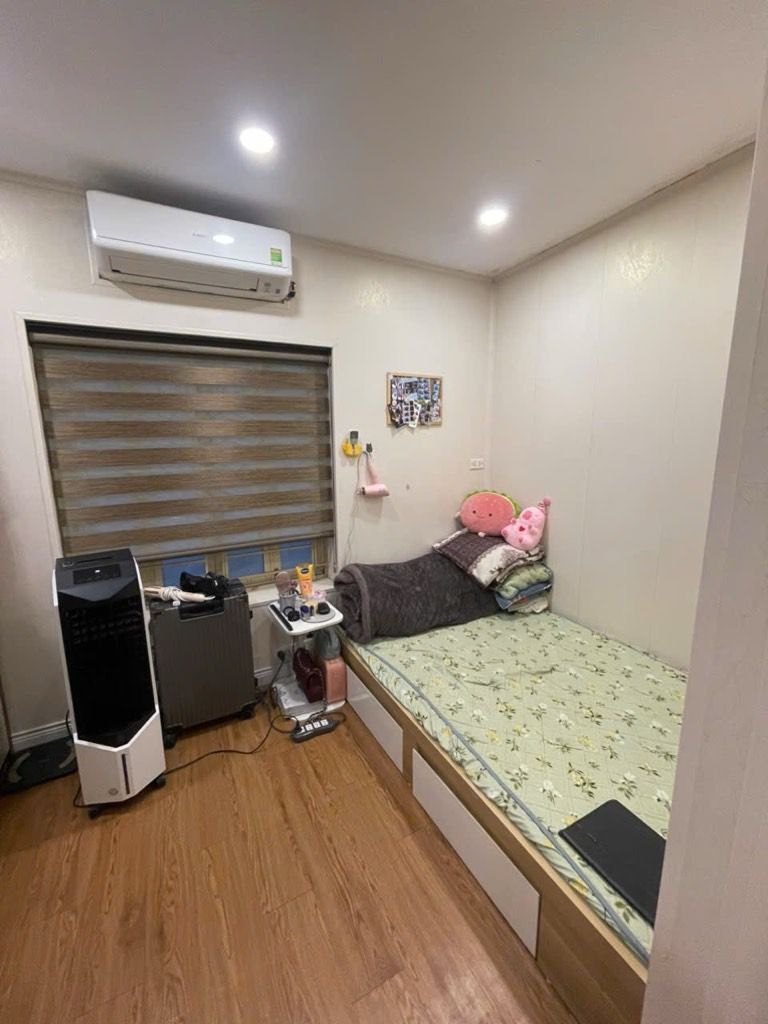 Bán nhà Tân Mai - diện tích 60m2 3 tầng - Lô góc - giá 4,2 tỷ