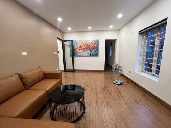 Bán nhà Tân Mai - diện tích 60m2 3 tầng - Lô góc - giá 4,2 tỷ