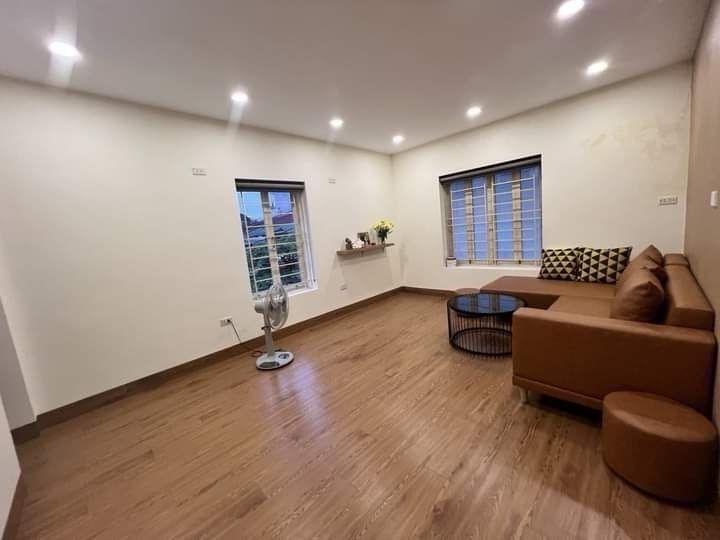 Bán nhà Tân Mai - diện tích 60m2 3 tầng - Lô góc - giá 4,2 tỷ