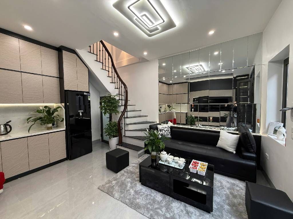 Bán nhà Gốc Đề - diện tích 23.8m2 4 tầng - 2 mặt thoáng - giá 6,98 tỷ