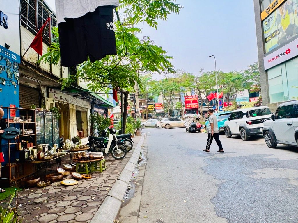 Bán nhà Thái Hà - diện tích 50.8m2 2 tầng - Ô tô tránh - giá 7,9 tỷ