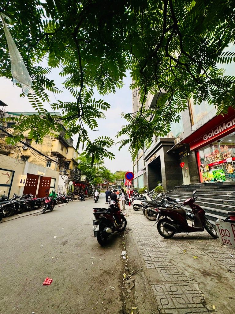 Bán nhà Thái Hà - diện tích 50.8m2 2 tầng - Ô tô tránh - giá 7,9 tỷ