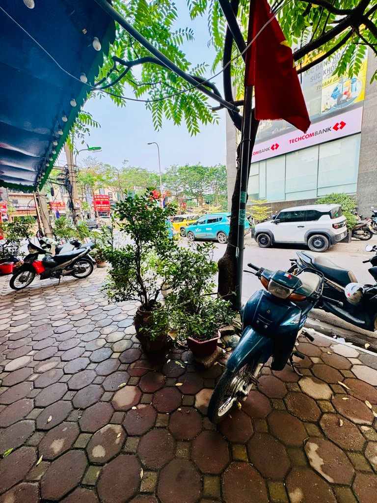 Bán nhà Thái Hà - diện tích 50.8m2 2 tầng - Ô tô tránh - giá 7,9 tỷ