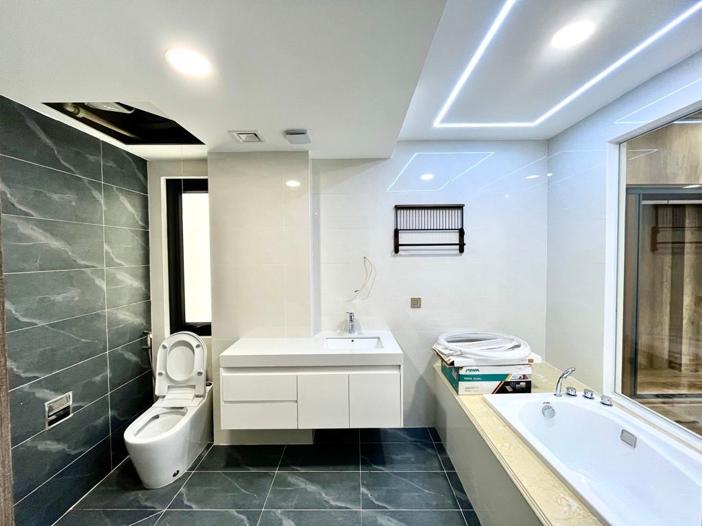 Bán nhà Thịnh Liệt - diện tích 45m2 6 tầng - MẶT PHỐ TOÀ NHÀ VP - THANG MÁY - KINH DOANH - LÔ GÓC - giá 19,5 tỷ