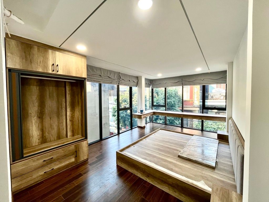 Bán nhà Thịnh Liệt - diện tích 45m2 6 tầng - MẶT PHỐ TOÀ NHÀ VP - THANG MÁY - KINH DOANH - LÔ GÓC - giá 19,5 tỷ