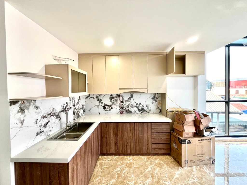 Bán nhà Thịnh Liệt - diện tích 45m2 6 tầng - MẶT PHỐ TOÀ NHÀ VP - THANG MÁY - KINH DOANH - LÔ GÓC - giá 19,5 tỷ