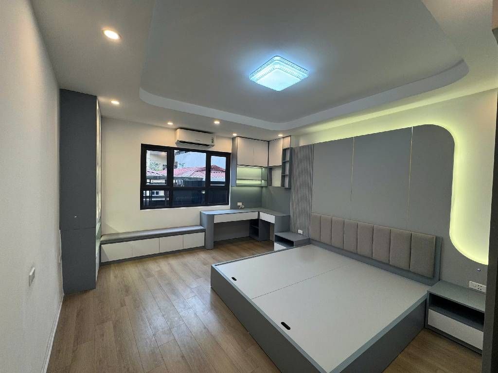 Bán nhà Xã Đàn - diện tích 35m2 5 tầng - Ngõ thông, kinh doanh nhỏ - giá 8,8 tỷ