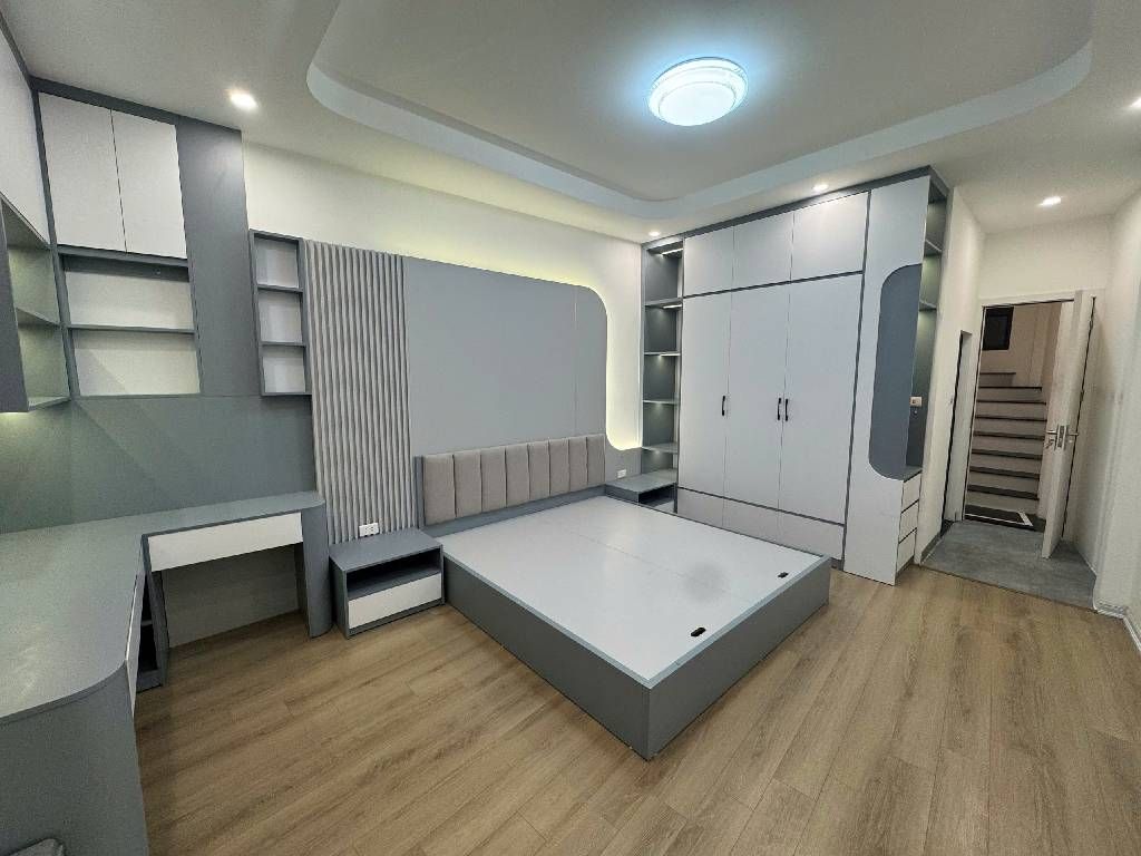 Bán nhà Xã Đàn - diện tích 35m2 5 tầng - Ngõ thông, kinh doanh nhỏ - giá 8,8 tỷ