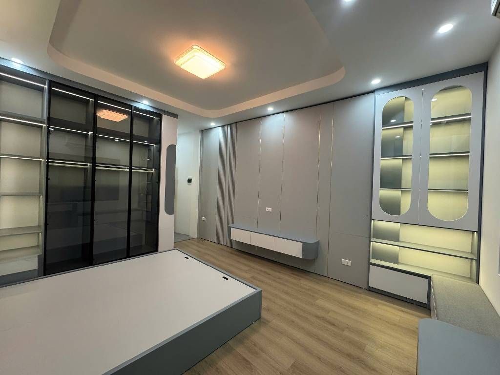 Bán nhà Xã Đàn - diện tích 35m2 5 tầng - Ngõ thông, kinh doanh nhỏ - giá 8,8 tỷ