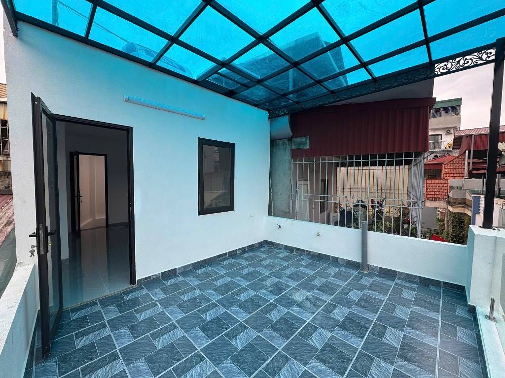 Bán nhà Xã Đàn - diện tích 35m2 5 tầng - Ngõ thông, kinh doanh nhỏ - giá 8,8 tỷ