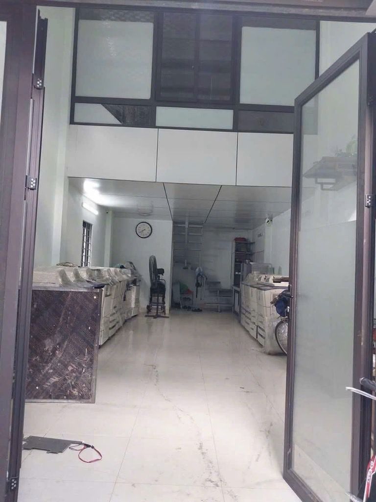 Bán nhà Định Công Hạ - diện tích 47.5m2 1 tầng - Ô TÔ TRÁNH KINH DOANH - giá 2,8 tỷ