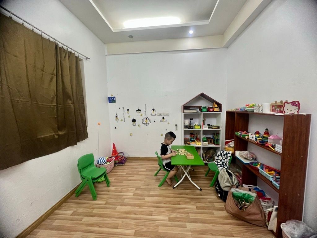 Bán nhà Lĩnh Nam - diện tích 67m2 1 tầng - Sổ đỏ chính chủ - giá 5,25 tỷ