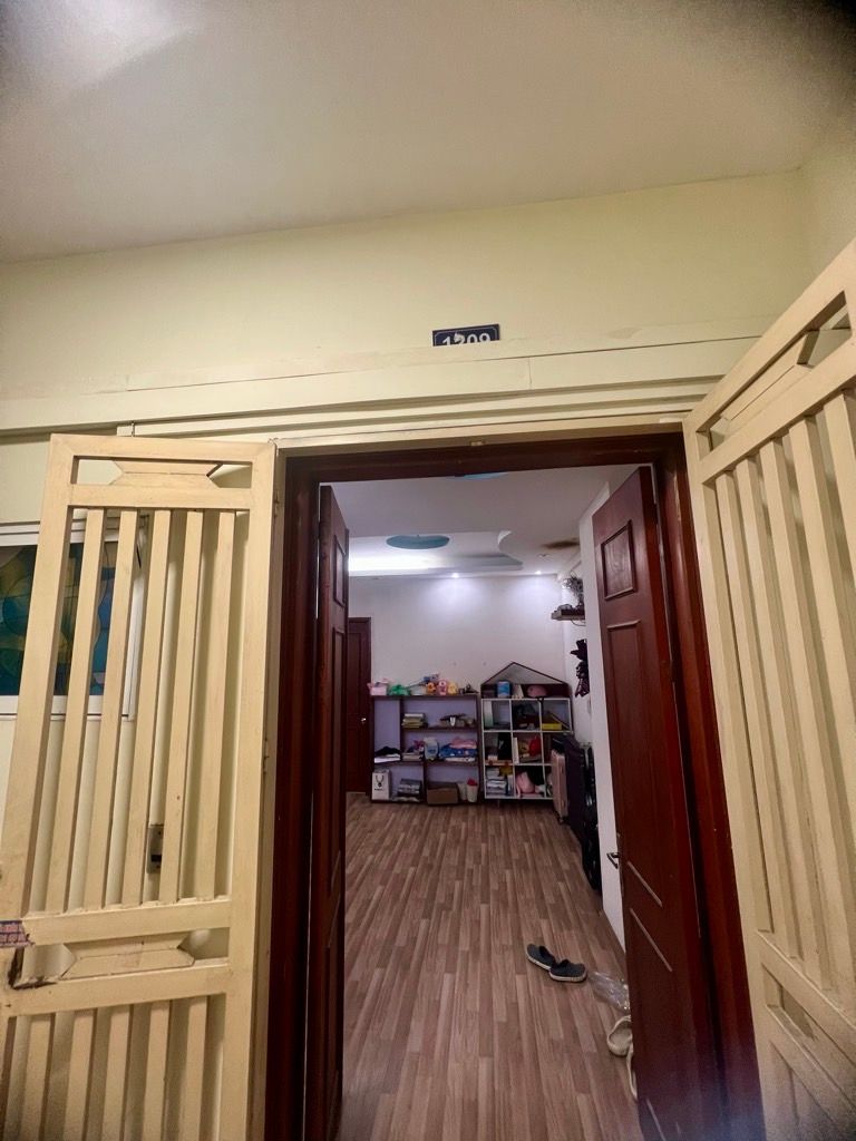 Bán nhà Lĩnh Nam - diện tích 67m2 1 tầng - Sổ đỏ chính chủ - giá 5,25 tỷ