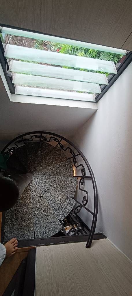 Bán nhà Trương Định - diện tích 22m2 3 tầng - Nhà đẹp hiếm có - giá 2,5 tỷ