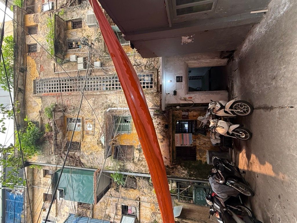 Bán nhà Nguyễn Công Trứ - diện tích 55m2 3 tầng - Căn góc, full nội thất - giá 3,8 tỷ