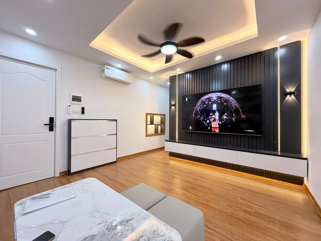 Bán nhà Nguyễn Công Trứ - diện tích 55m2 3 tầng - Căn góc, full nội thất - giá 3,8 tỷ