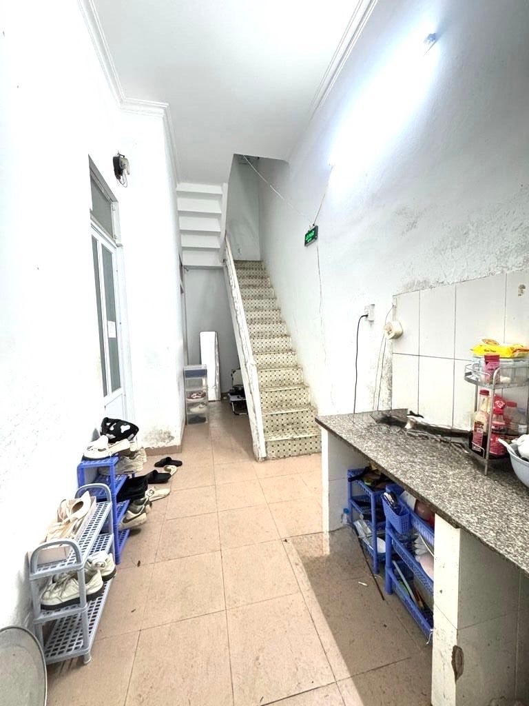 Bán nhà Hoàng Văn Thái - diện tích 52m2 3 tầng - Ngõ thông bàn cờ - giá 13,4 tỷ