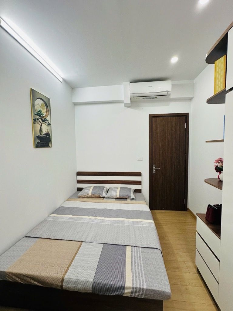 Bán nhà Nguyễn Xiển - diện tích 54m2 31 tầng - Căn góc, view đường chính - giá 4,4 tỷ