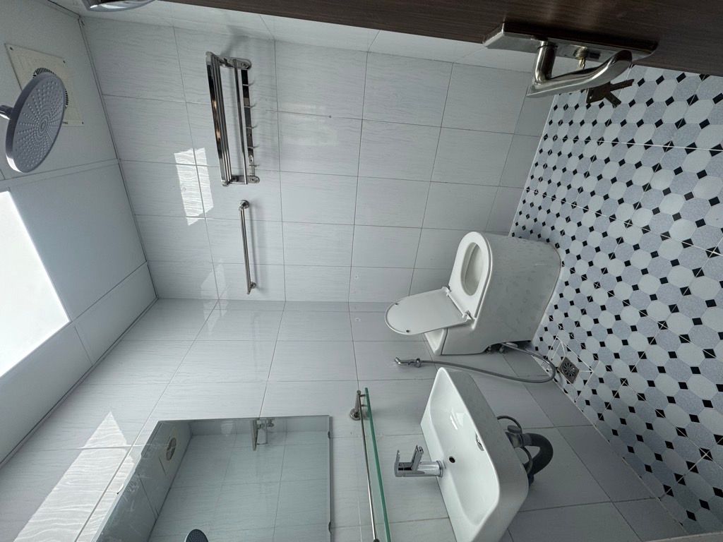 Bán nhà Nguyễn Xiển - diện tích 54m2 31 tầng - Căn góc, view đường chính - giá 4,4 tỷ