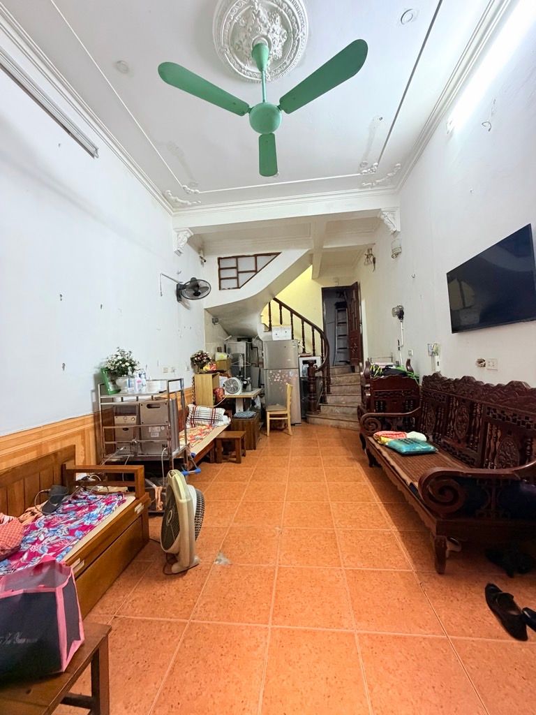 Bán nhà Chùa Quỳnh - diện tích 28.7m2 5 tầng - MẶT PHỐ KINH DOANH - giá 20 tỷ