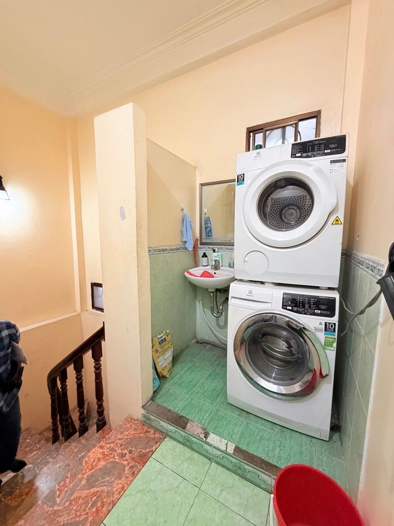 Bán nhà Chùa Quỳnh - diện tích 28.7m2 5 tầng - MẶT PHỐ KINH DOANH - giá 20 tỷ