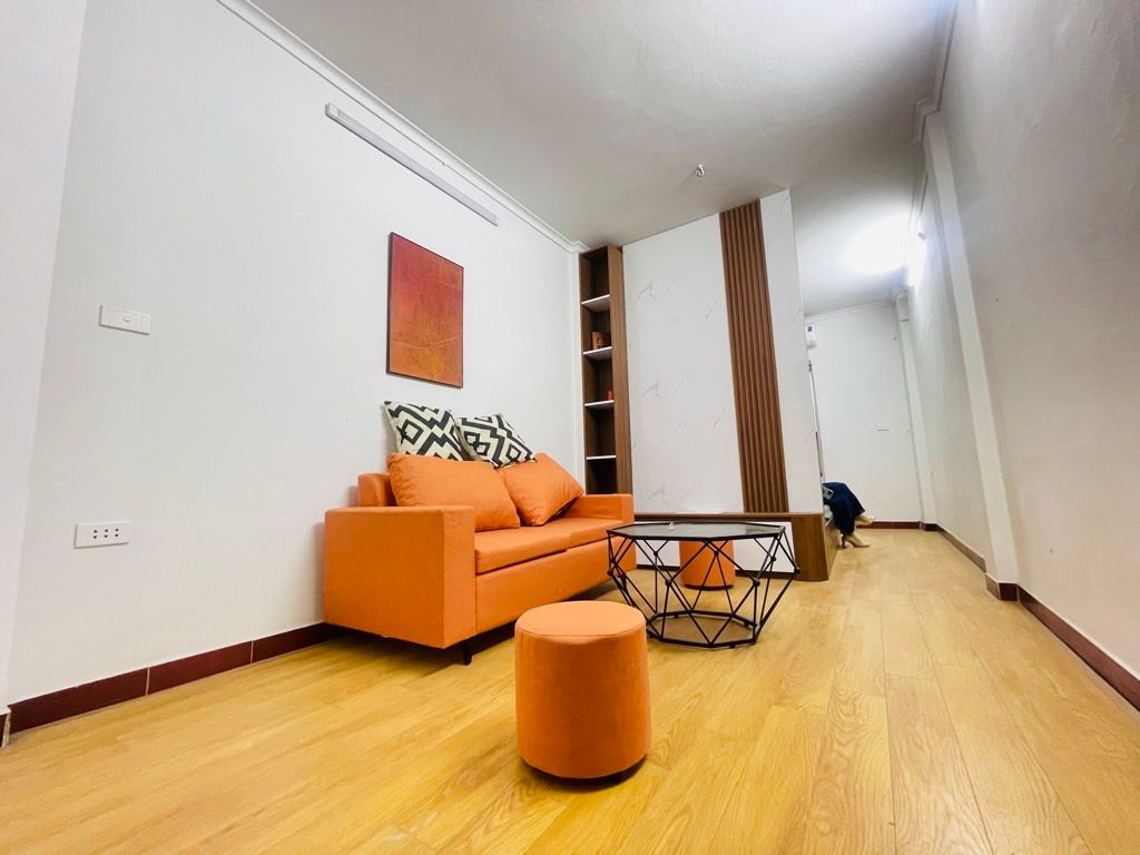 Bán nhà Hồng Mai - diện tích 36m2 2 tầng - Ô tô đỗ sát chân cầu thang - giá 3,65 tỷ