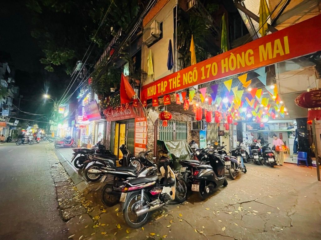 Bán nhà Hồng Mai - diện tích 36m2 2 tầng - Ô tô đỗ sát chân cầu thang - giá 3,65 tỷ