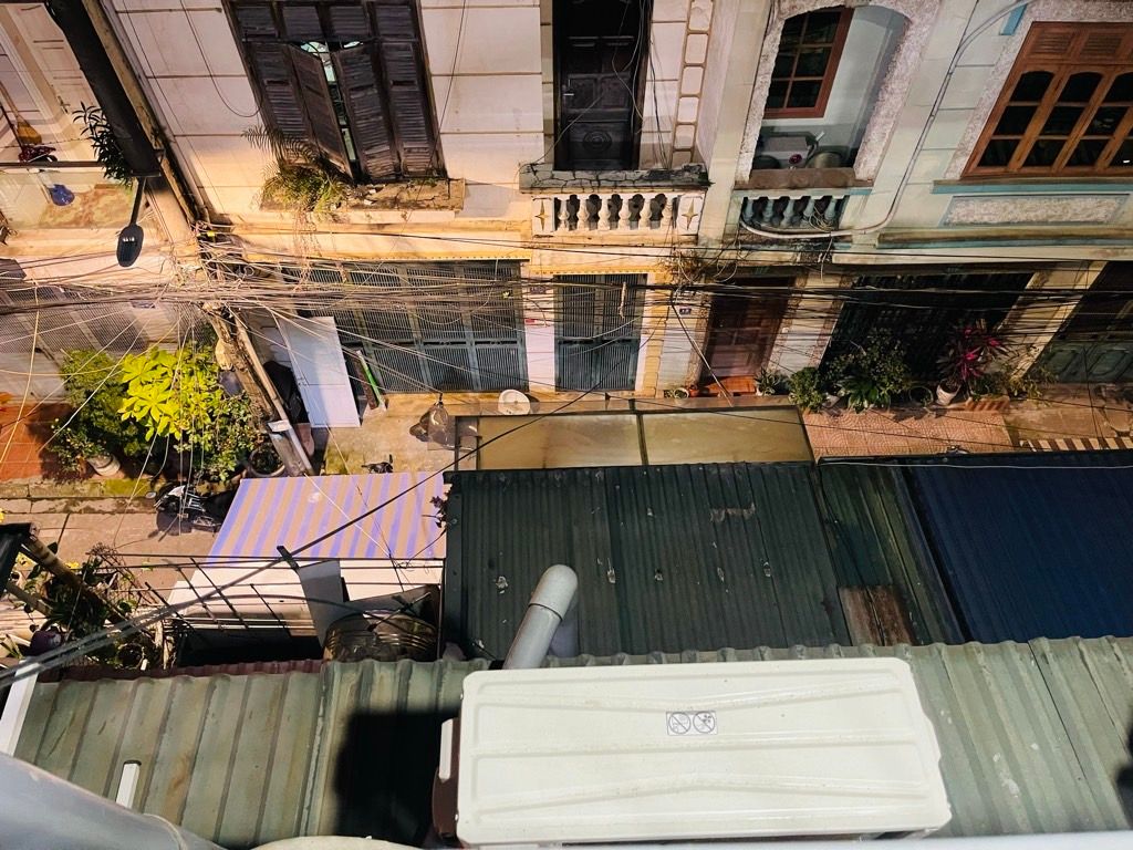 Bán nhà Hồng Mai - diện tích 36m2 2 tầng - Ô tô đỗ sát chân cầu thang - giá 3,65 tỷ