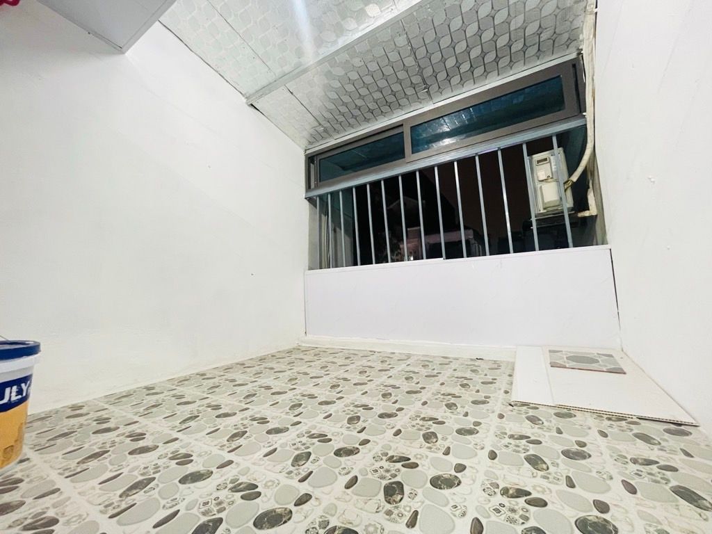 Bán nhà Hồng Mai - diện tích 36m2 2 tầng - Ô tô đỗ sát chân cầu thang - giá 3,65 tỷ