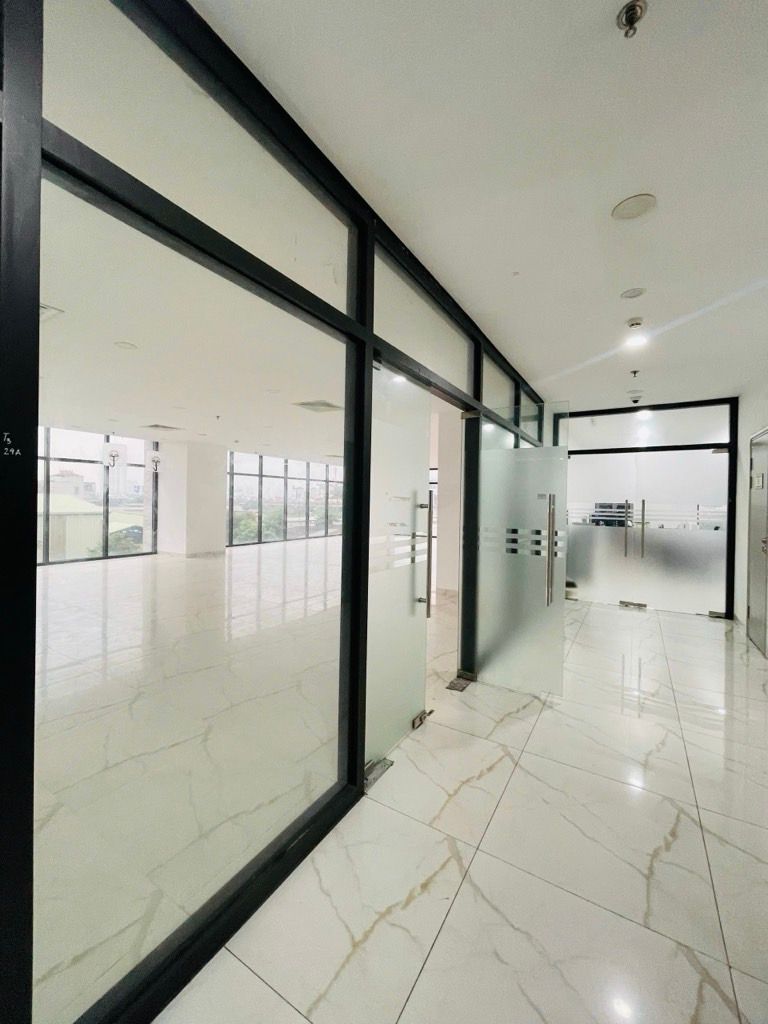 Bán nhà Trần Thủ Độ - diện tích 149m2 1 tầng - Mặt sàn dịch vụ - giá 7,5 tỷ