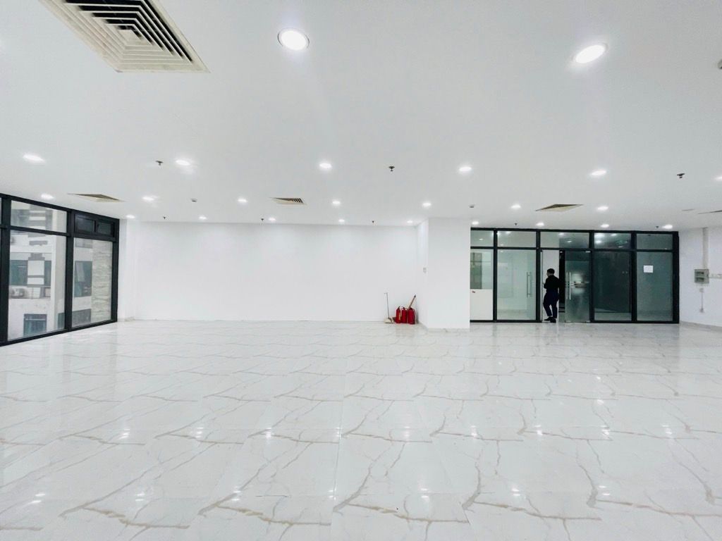 Bán nhà Trần Thủ Độ - diện tích 149m2 1 tầng - Mặt sàn dịch vụ - giá 7,5 tỷ